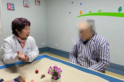 心理治疗师、催眠师于锦霞—佑护心灵健康 拥抱美好人生