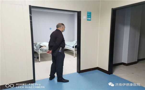 疫情封闭，用责任和爱温暖患者心灵